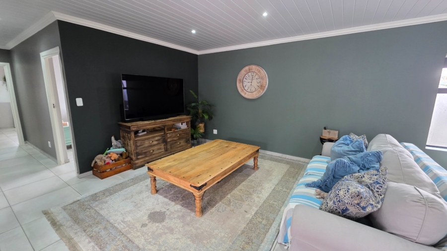 4 Bedroom Property for Sale in Monte Christo Western Cape